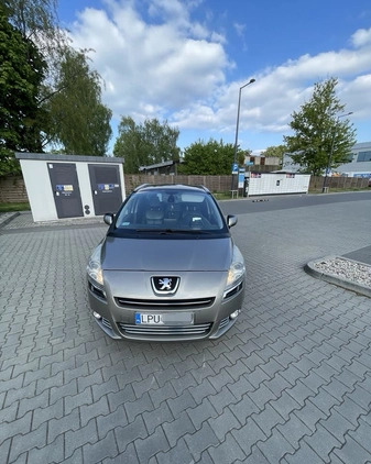 Peugeot 5008 cena 26500 przebieg: 286500, rok produkcji 2010 z Puławy małe 326